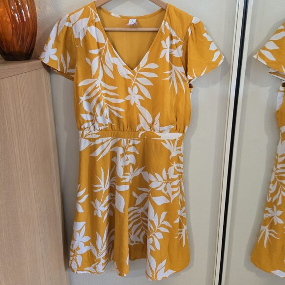 Old Navy  Mini Dress - Picture 1 of 3